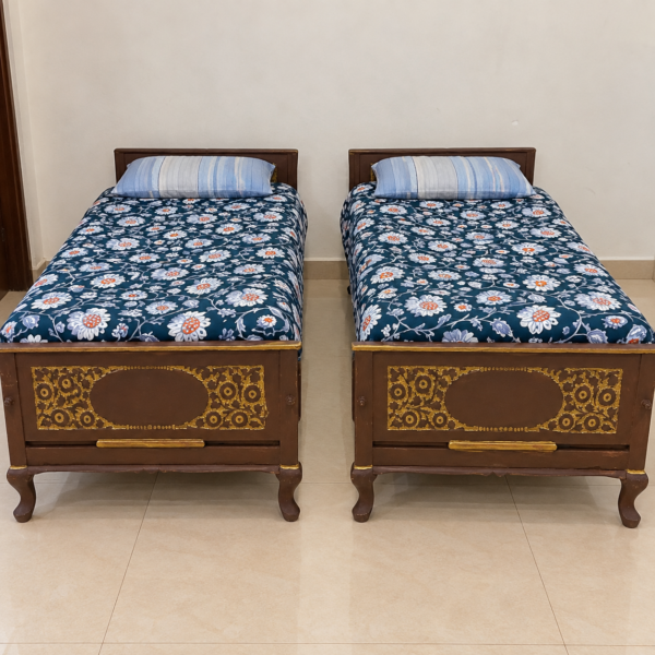 Set of 2 Single Beds with Gold Floral Trim Footboards